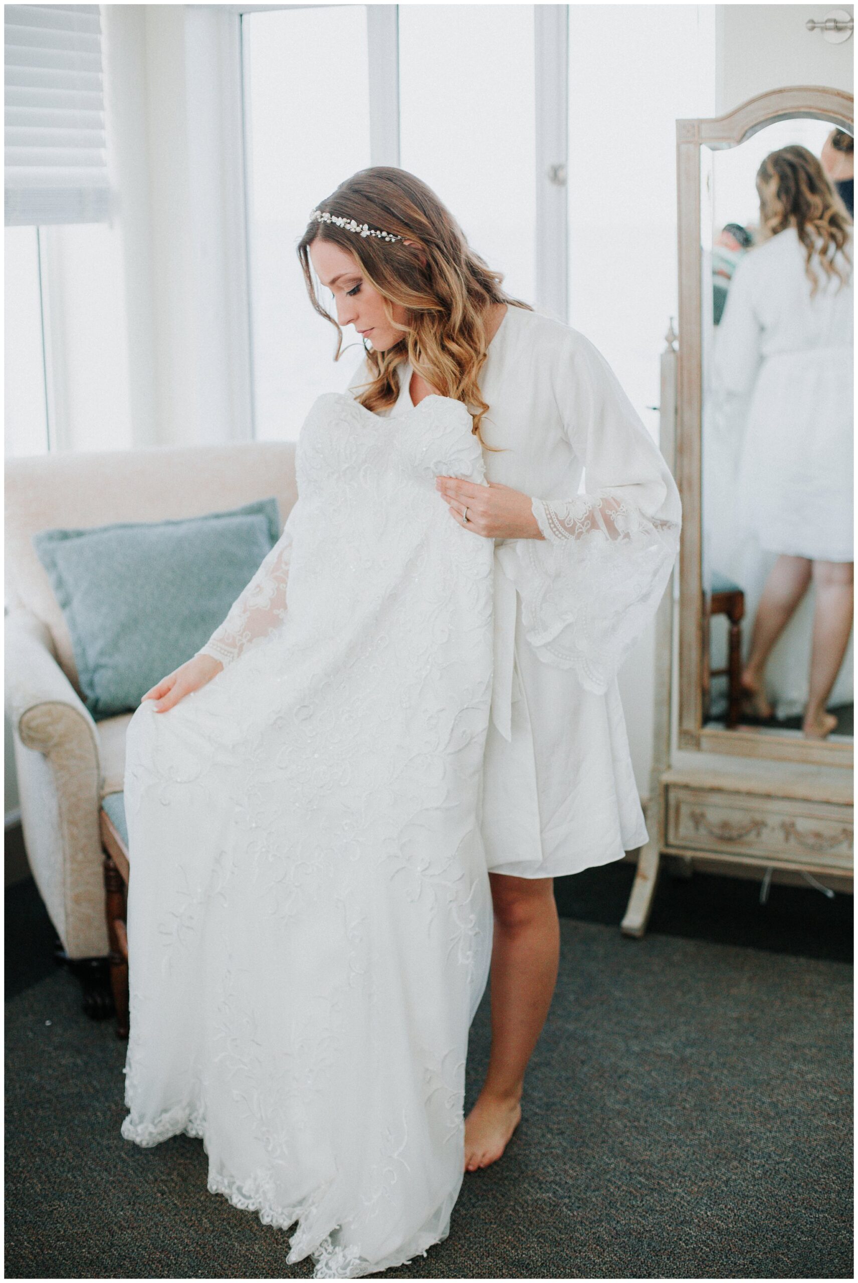 I loved her gorgeous wedding gown. It was perfect for the coastal setting.&nbsp;